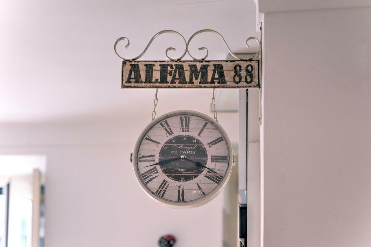 Alfama 88, By Home With A View Лиссабон Экстерьер фото
